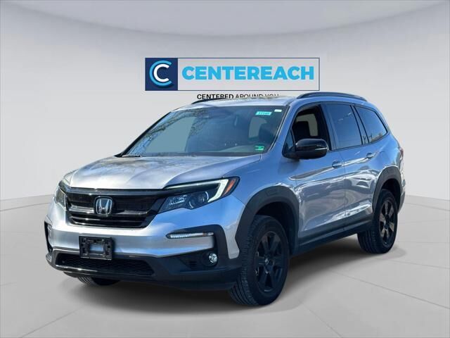 2022 Honda Pilot TrailSport — photo 1 of 25