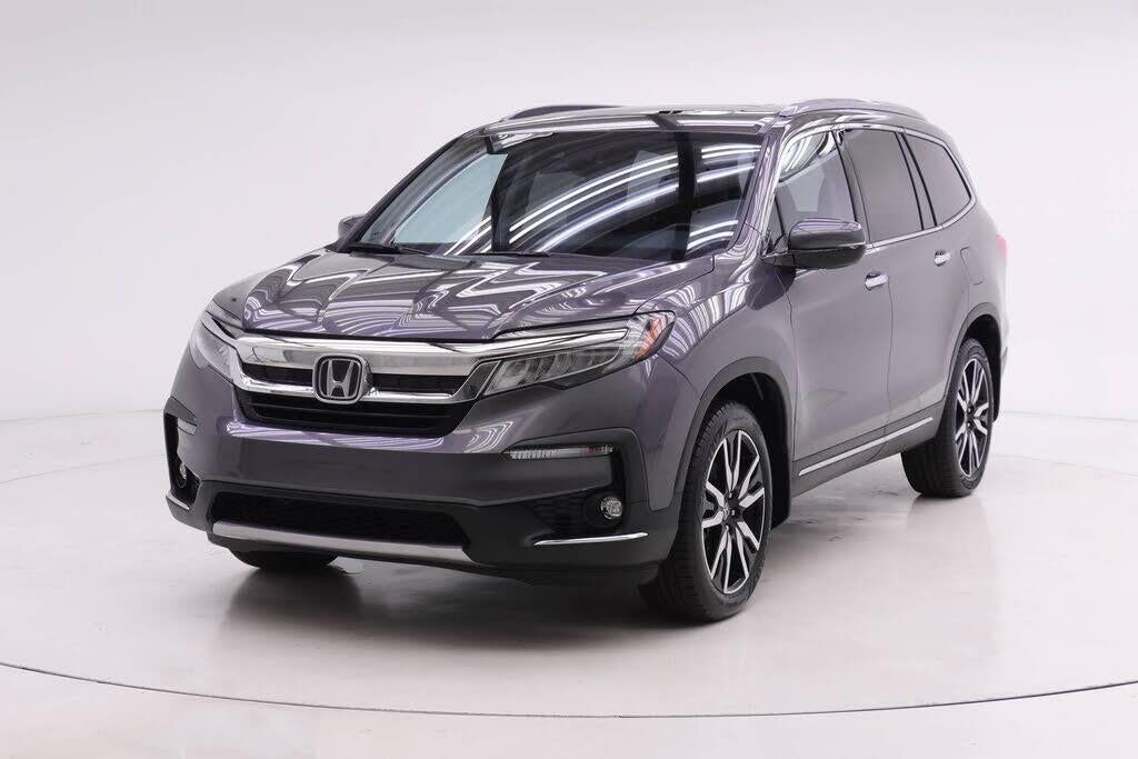 2021 Honda Pilot Touring — photo 1 of 1