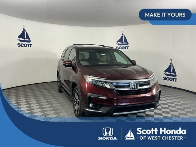2021 Honda Pilot AWD Touring — photo 1 of 7