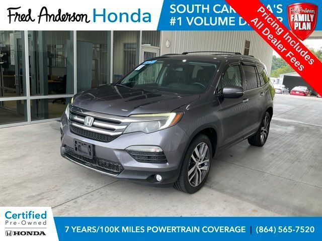 2016 Honda Pilot AWD Touring — photo 1 of 7