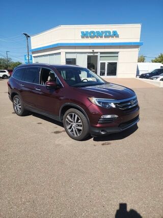 2017 Honda Pilot AWD Touring — photo 1 of 7