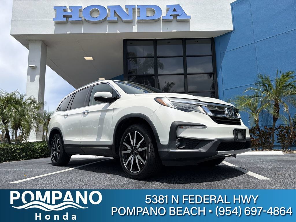2019 Honda Pilot AWD Touring — photo 1 of 7
