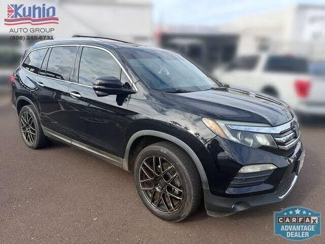 2017 Honda Pilot Touring — photo 1 of 5