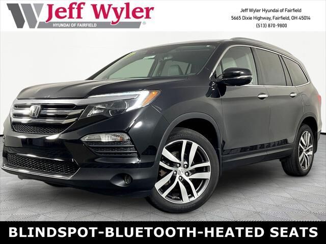 2017 Honda Pilot Touring — photo 1 of 13