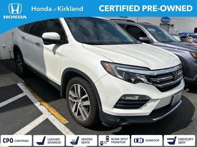 2017 Honda Pilot AWD Touring — photo 1 of 7