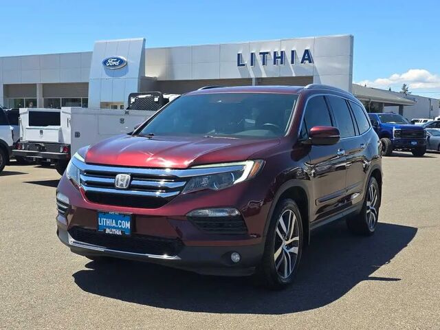 2018 Honda Pilot Touring — photo 1 of 13