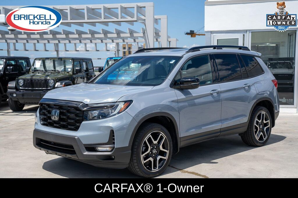 2023 Honda Passport Elite — photo 1 of 7