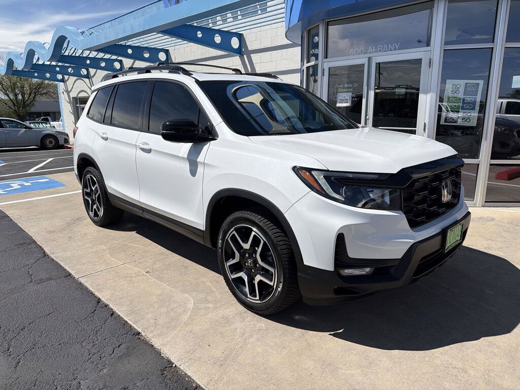 2023 Honda Passport AWD ELITE — photo 1 of 7