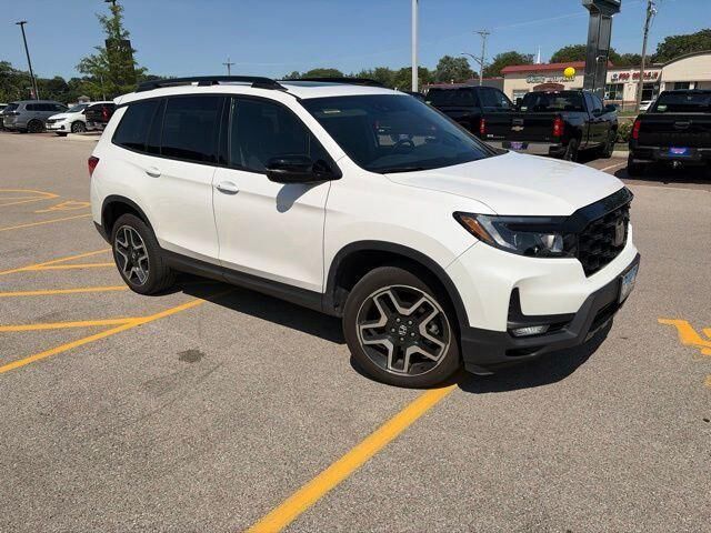 2023 Honda Passport Elite