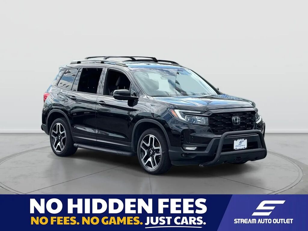 2022 Honda Passport Elite — photo 1 of 10