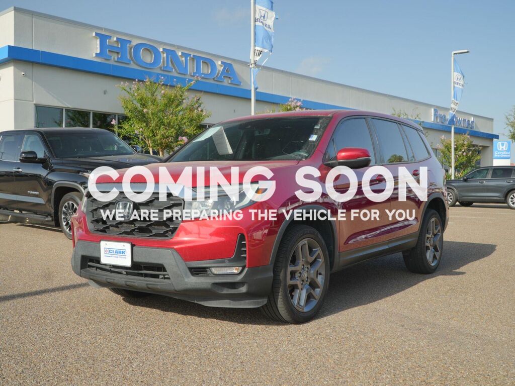 2023 Honda Passport EX-L — photo 1 of 8