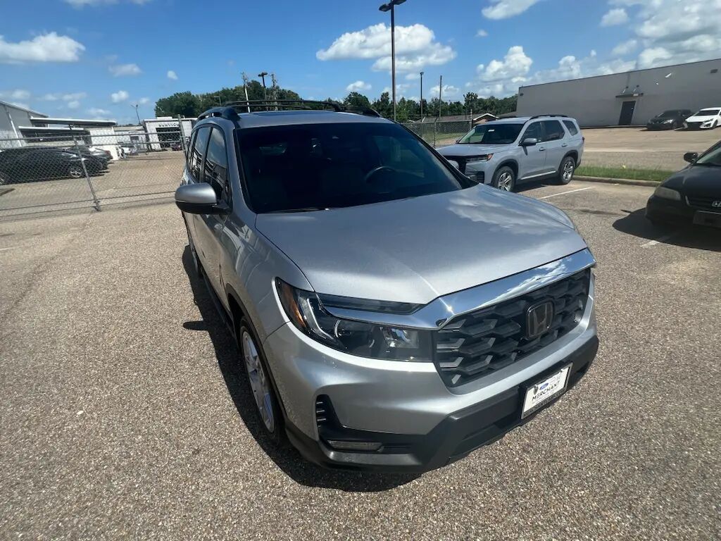 2025 Honda Passport EX-L — photo 1 of 37
