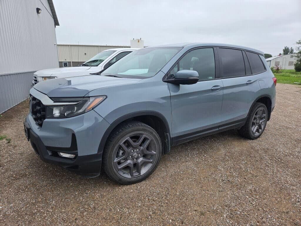 2022 Honda Passport EX-L — photo 1 of 1