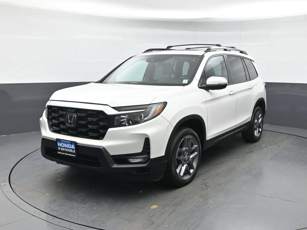 2023 Honda Passport AWD EX-L — photo 1 of 7