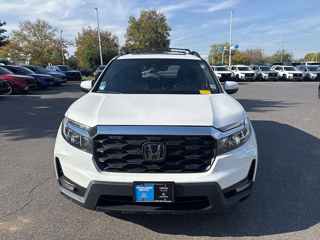 2025 Honda Passport AWD EX-L — photo 1 of 5