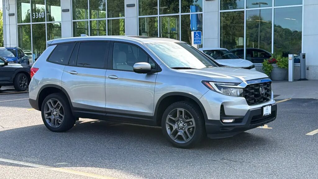 2022 Honda Passport EX-L — photo 1 of 13