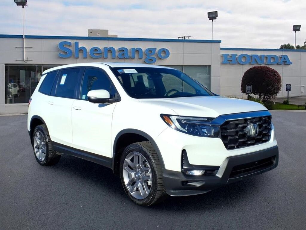 2023 Honda Passport AWD EX-L — photo 1 of 7