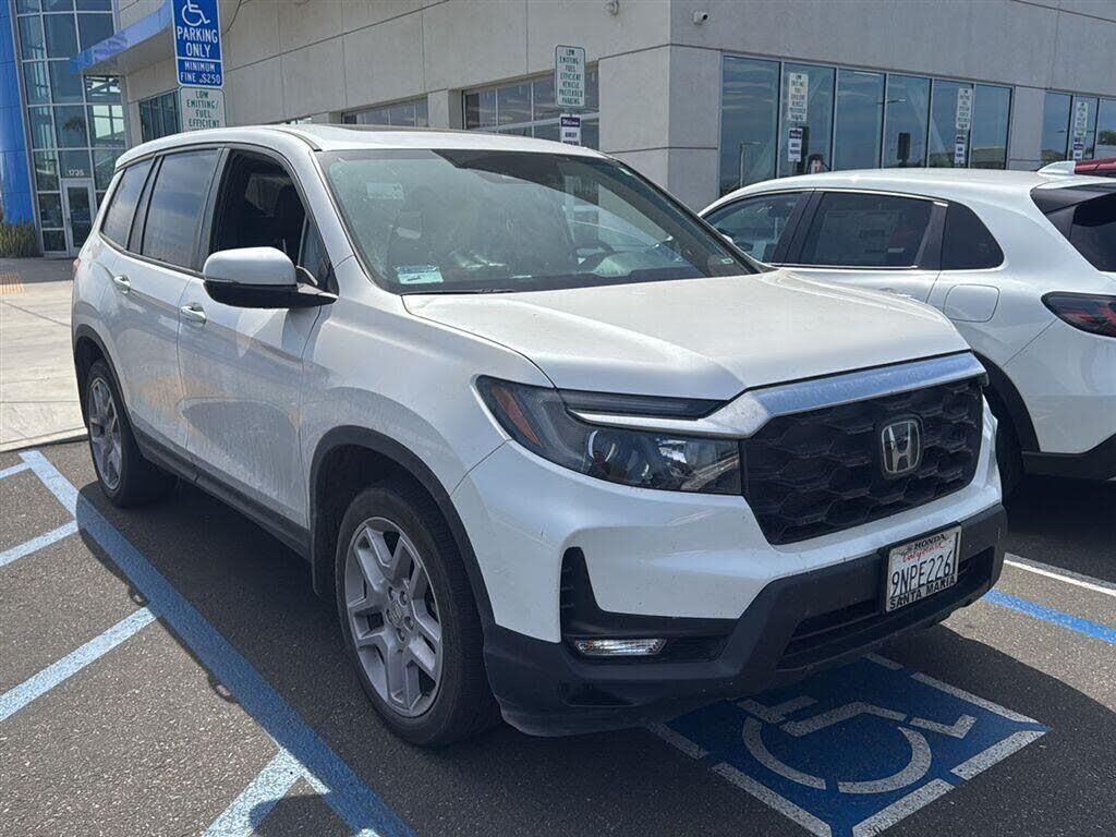 2024 Honda Passport EX-L — photo 1 of 1
