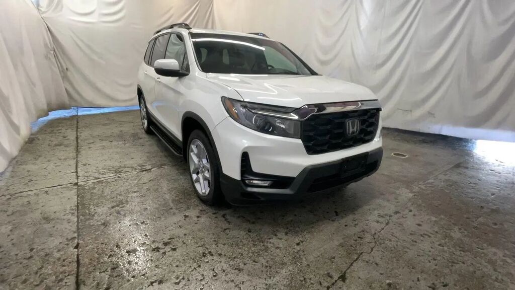2024 Honda Passport EX-L — photo 1 of 13