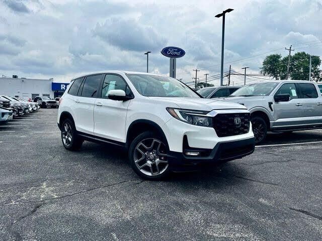 2023 Honda Passport EX-L — photo 1 of 27