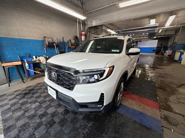 2025 Honda Passport AWD EX-L