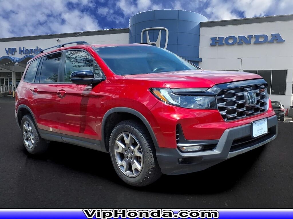2023 Honda Passport TrailSport — photo 1 of 13