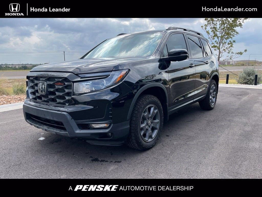 2025 Honda Passport TrailSport — photo 1 of 13