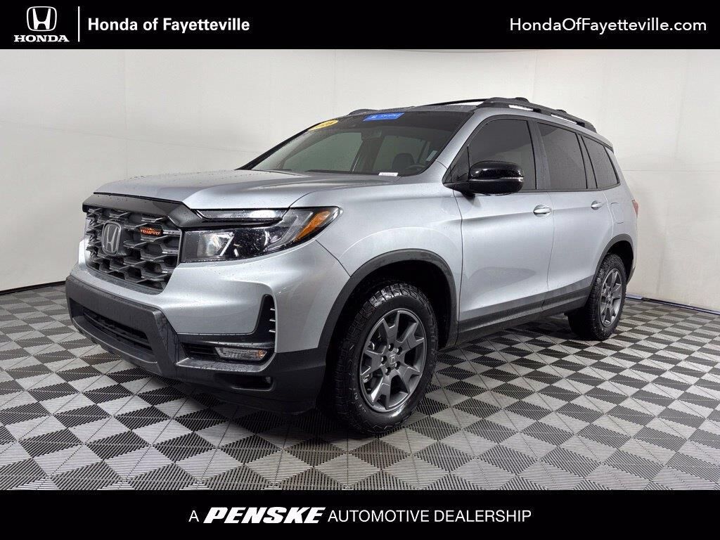 2025 Honda Passport TrailSport — photo 1 of 13