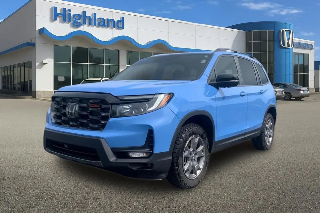 2025 Honda Passport TrailSport — photo 1 of 20