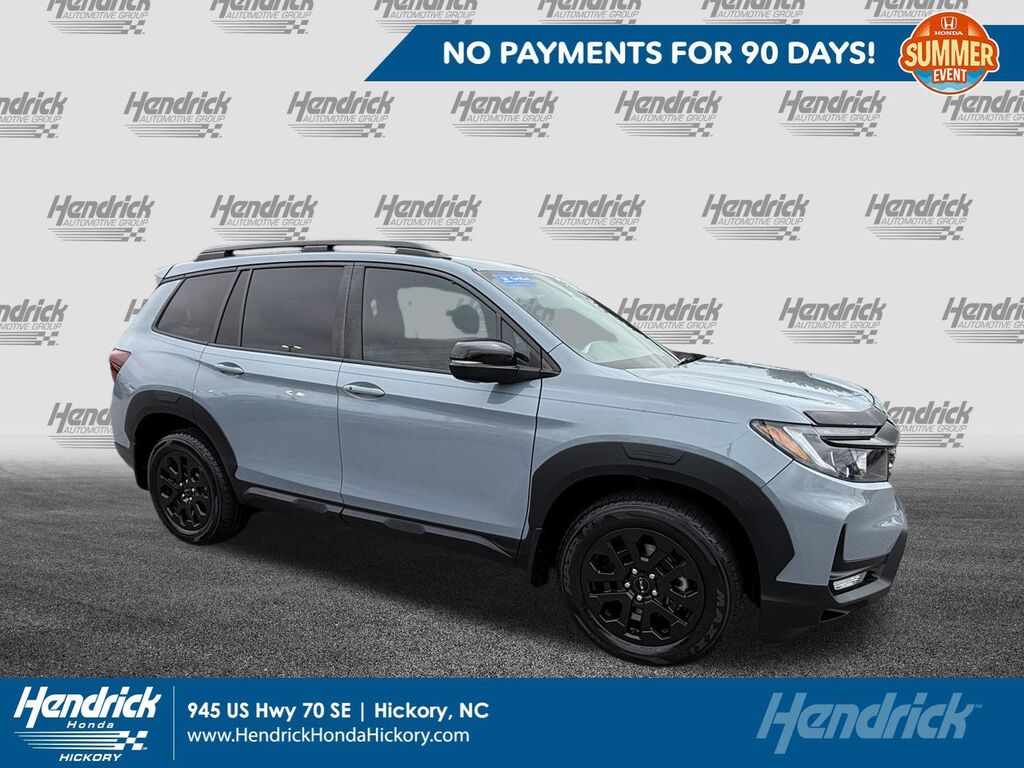 2023 Honda Passport TrailSport — photo 1 of 13