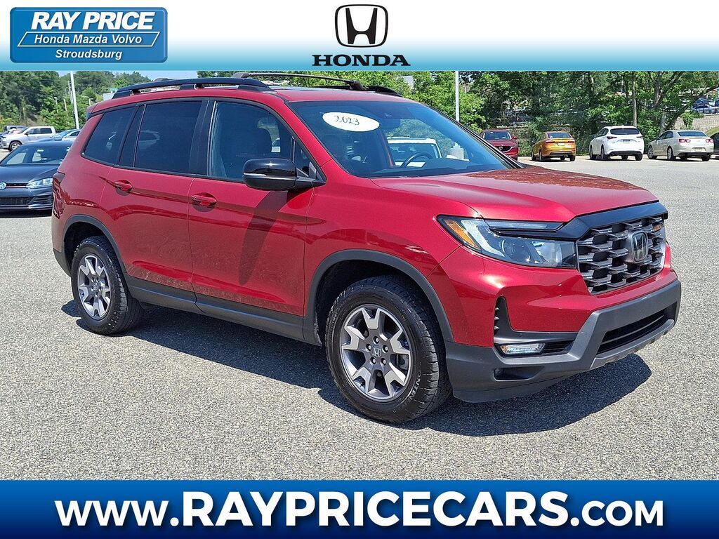 2023 Honda Passport TrailSport — photo 1 of 12