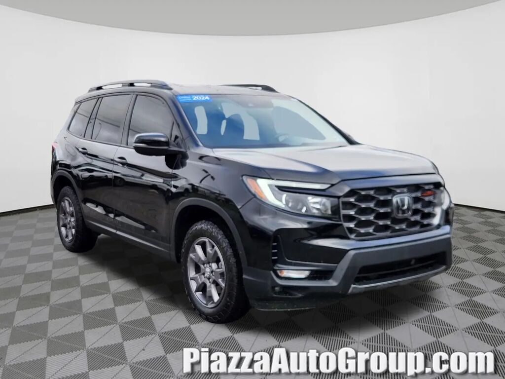 2024 Honda Passport TrailSport — photo 1 of 13