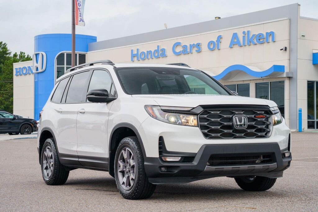 2023 Honda Passport TrailSport — photo 1 of 39