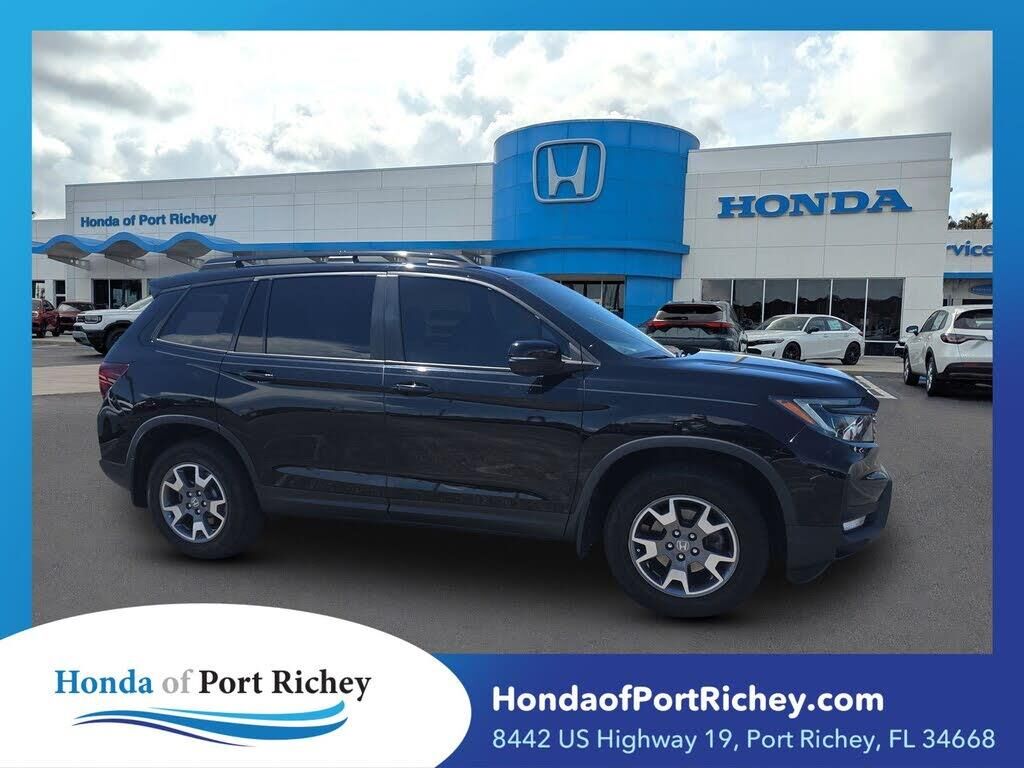 2023 Honda Passport TrailSport — photo 1 of 2