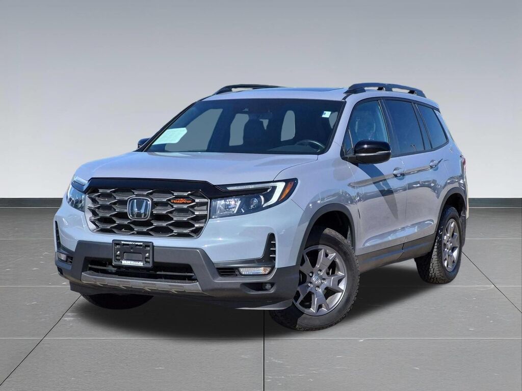 2024 Honda Passport TrailSport — photo 1 of 13
