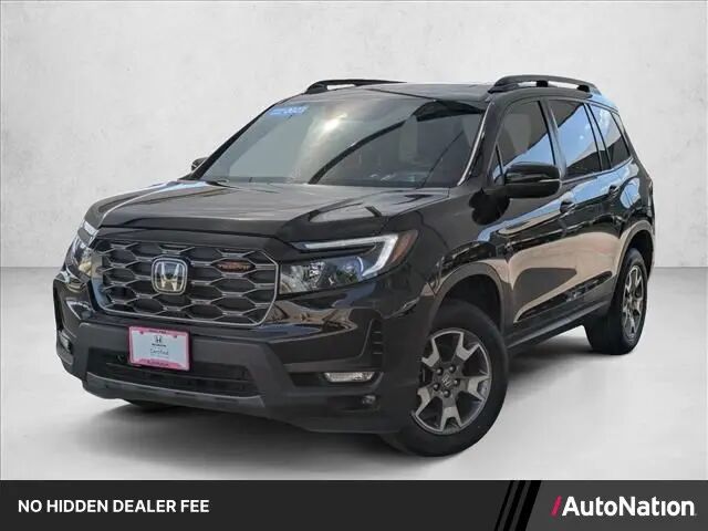 2023 Honda Passport TrailSport — photo 1 of 13