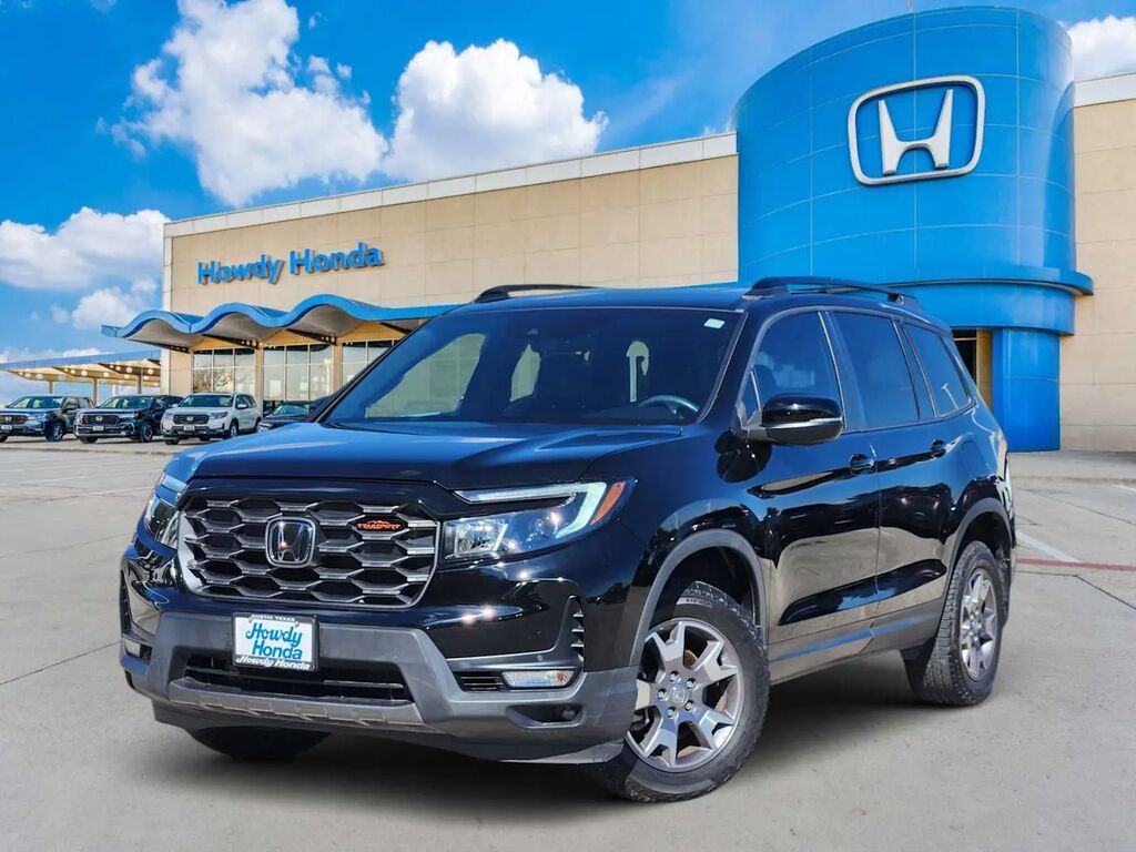 2023 Honda Passport TrailSport — photo 1 of 13