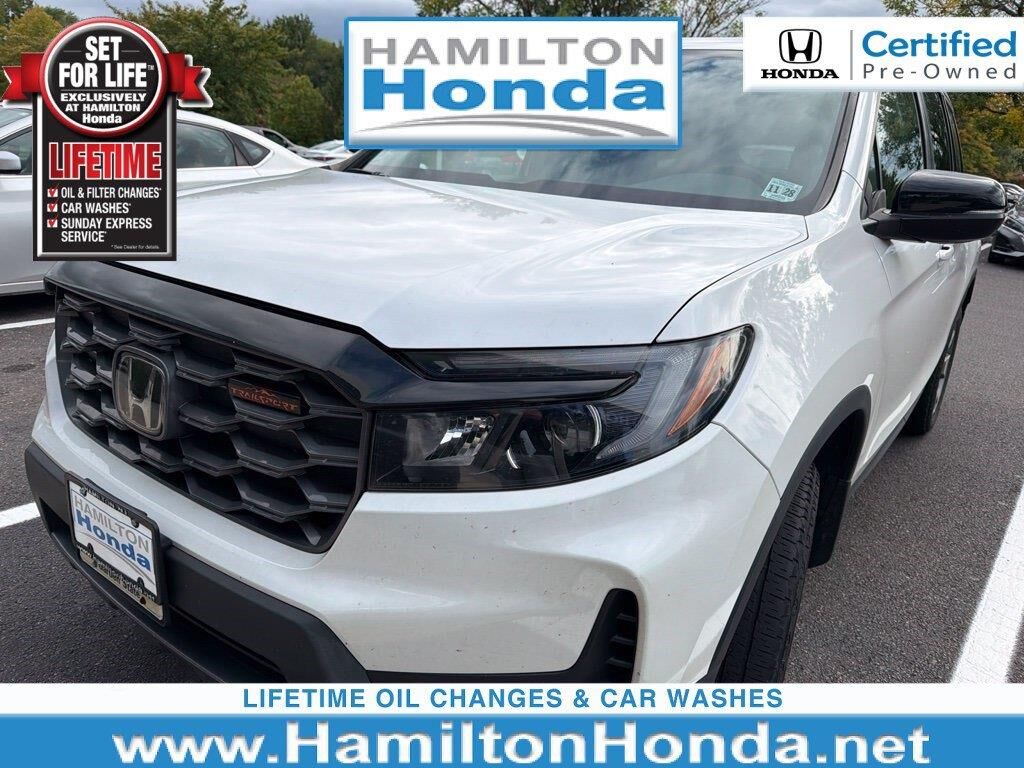2023 Honda Passport TrailSport — photo 1 of 13