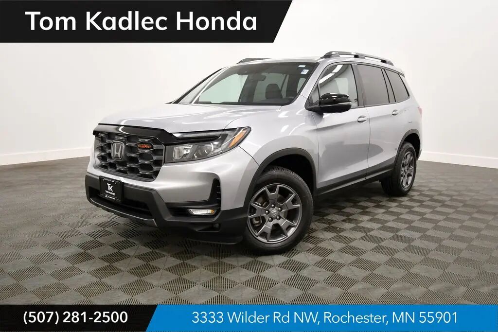 2024 Honda Passport TrailSport — photo 1 of 13