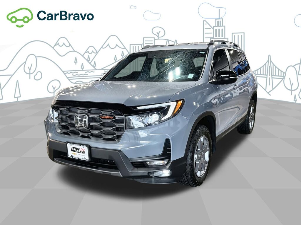 2025 Honda Passport AWD TrailSport — photo 1 of 6