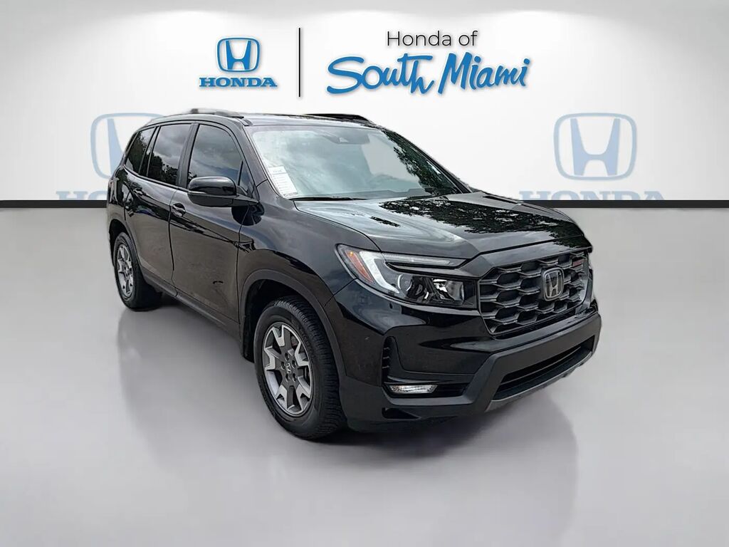 2023 Honda Passport TrailSport — photo 1 of 13