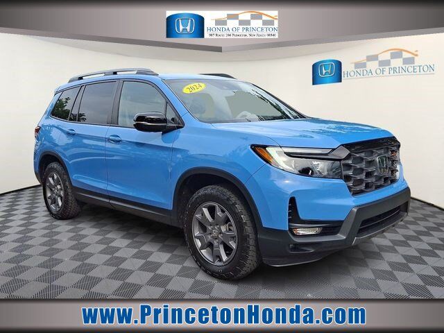 2024 Honda Passport AWD TRAILSPORT — photo 1 of 7