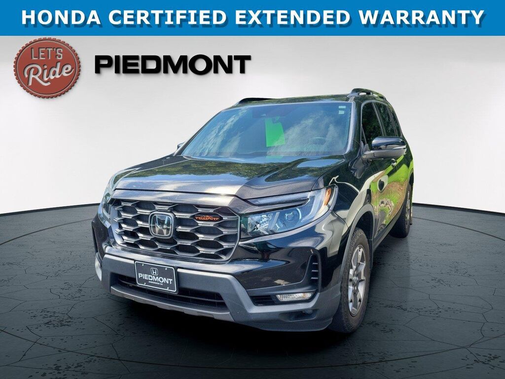 2023 Honda Passport TrailSport — photo 1 of 13