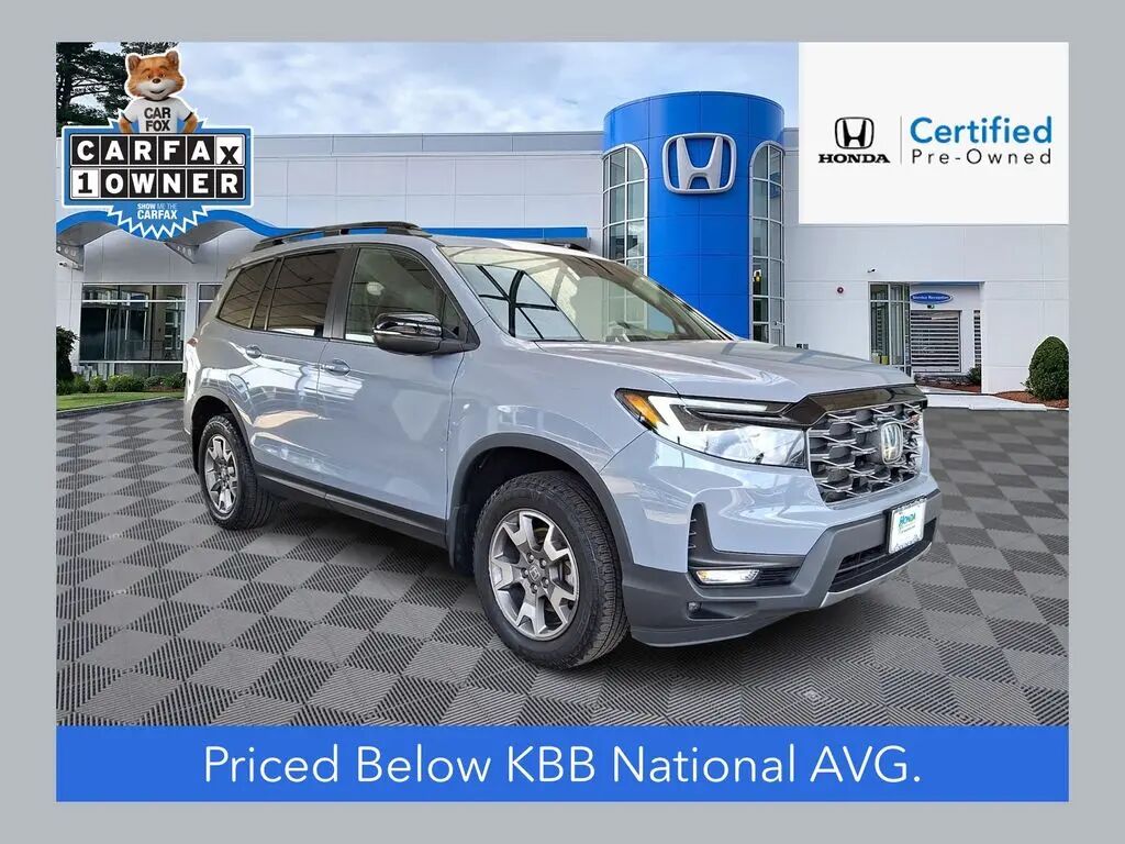 2023 Honda Passport TrailSport — photo 1 of 13