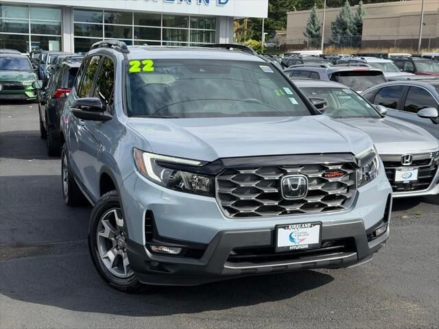 2022 Honda Passport TrailSport — photo 1 of 13