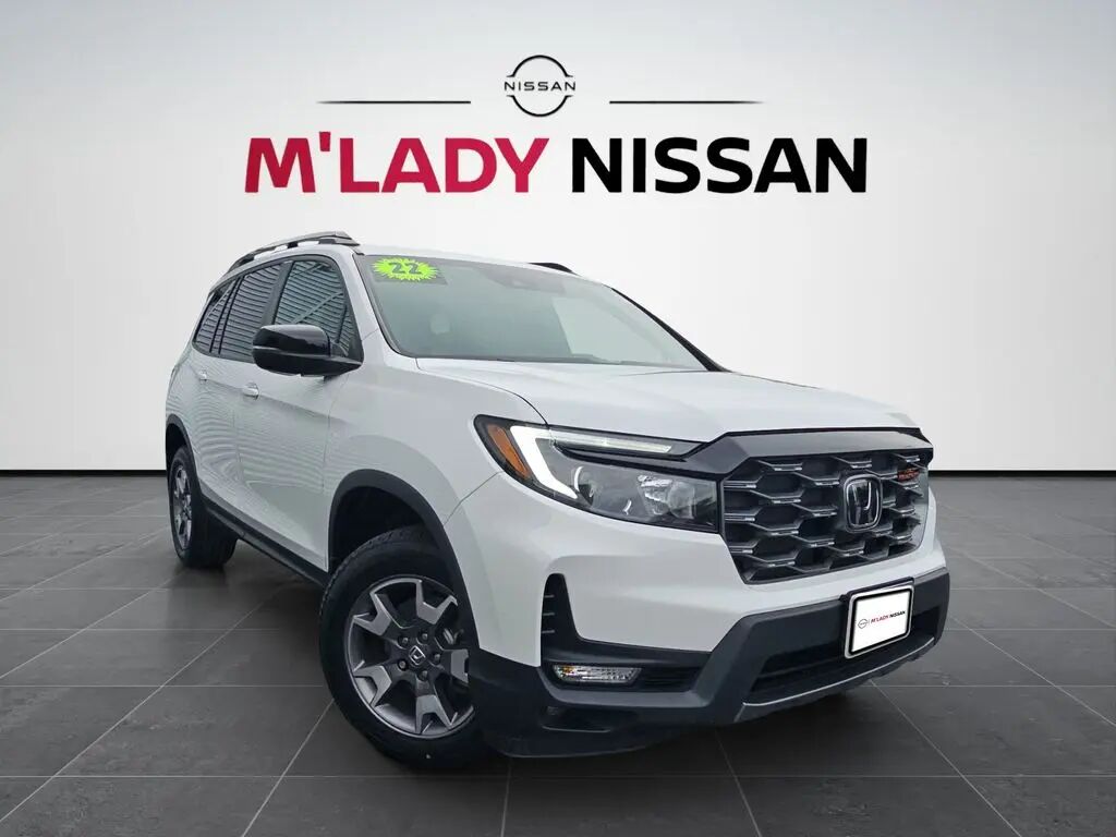 2022 Honda Passport TrailSport — photo 1 of 12