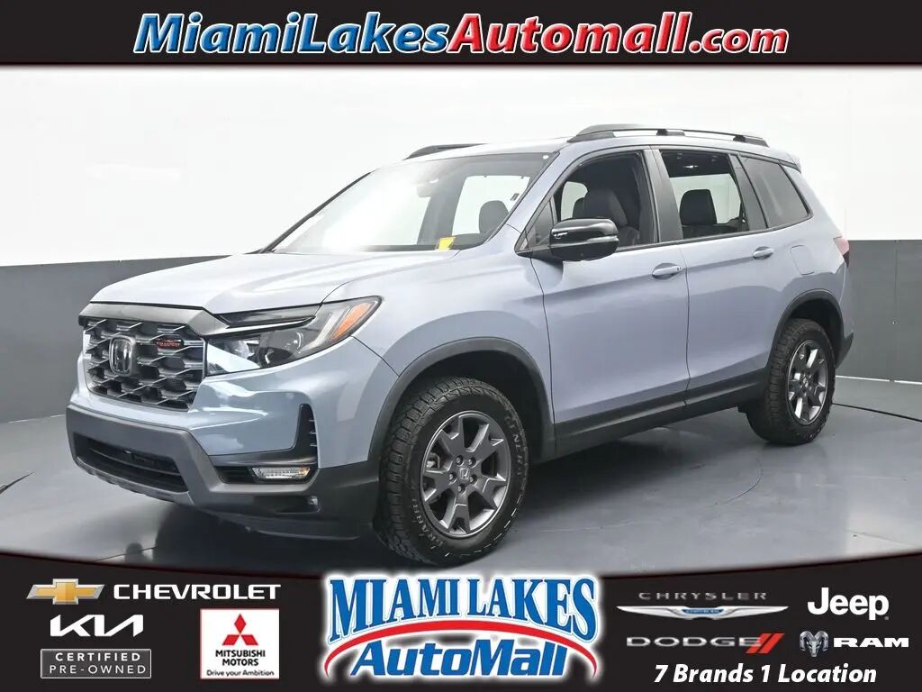 2024 Honda Passport TrailSport — photo 1 of 13
