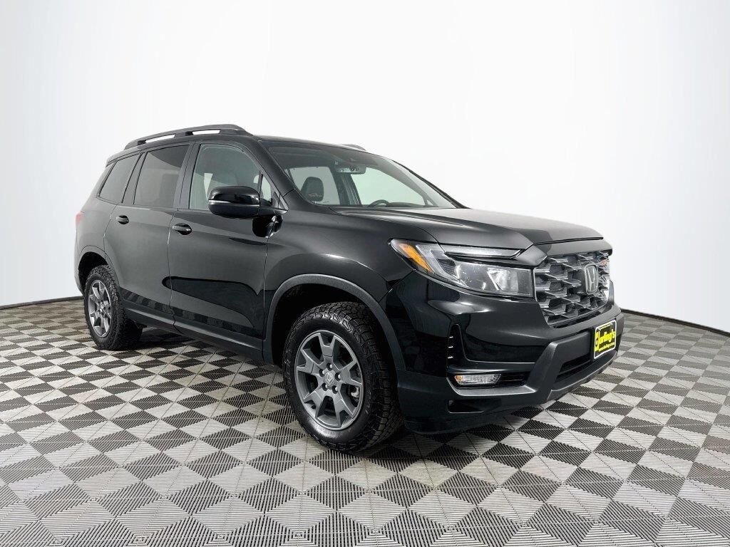 2025 Honda Passport TrailSport — photo 1 of 13