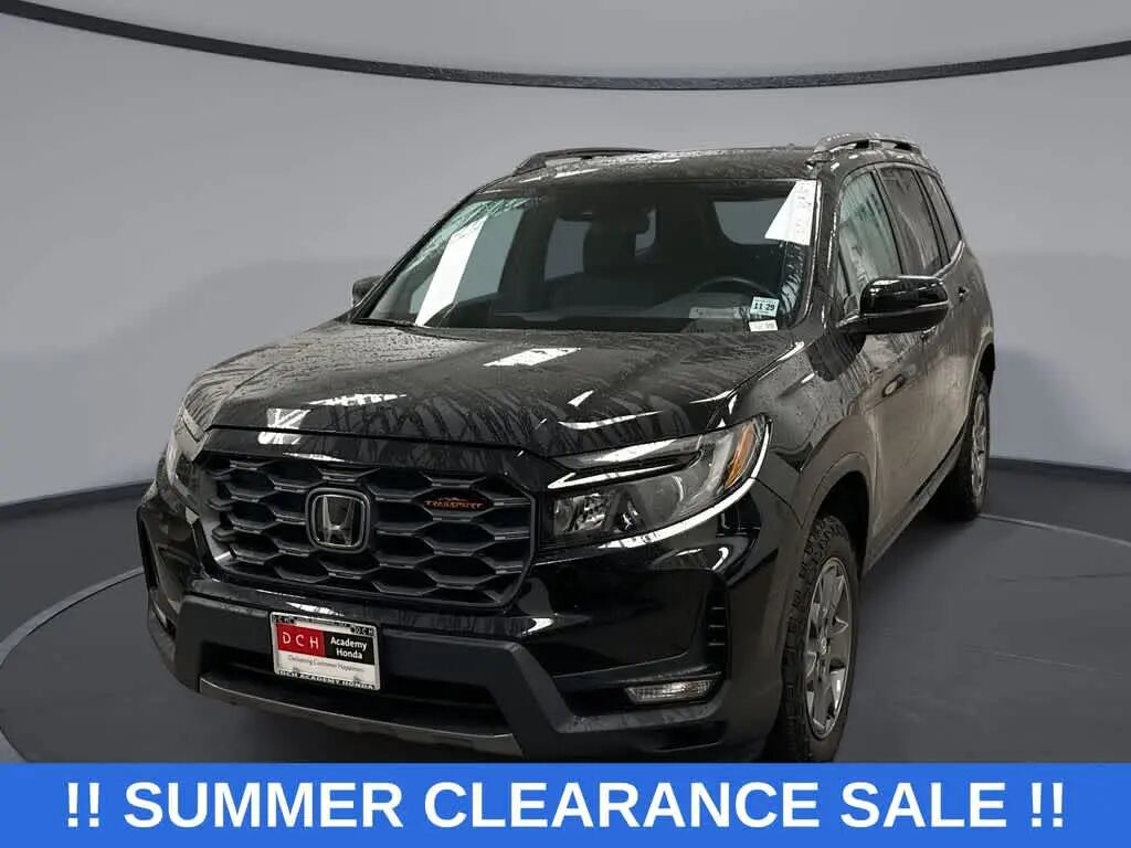 2025 Honda Passport TrailSport — photo 1 of 13