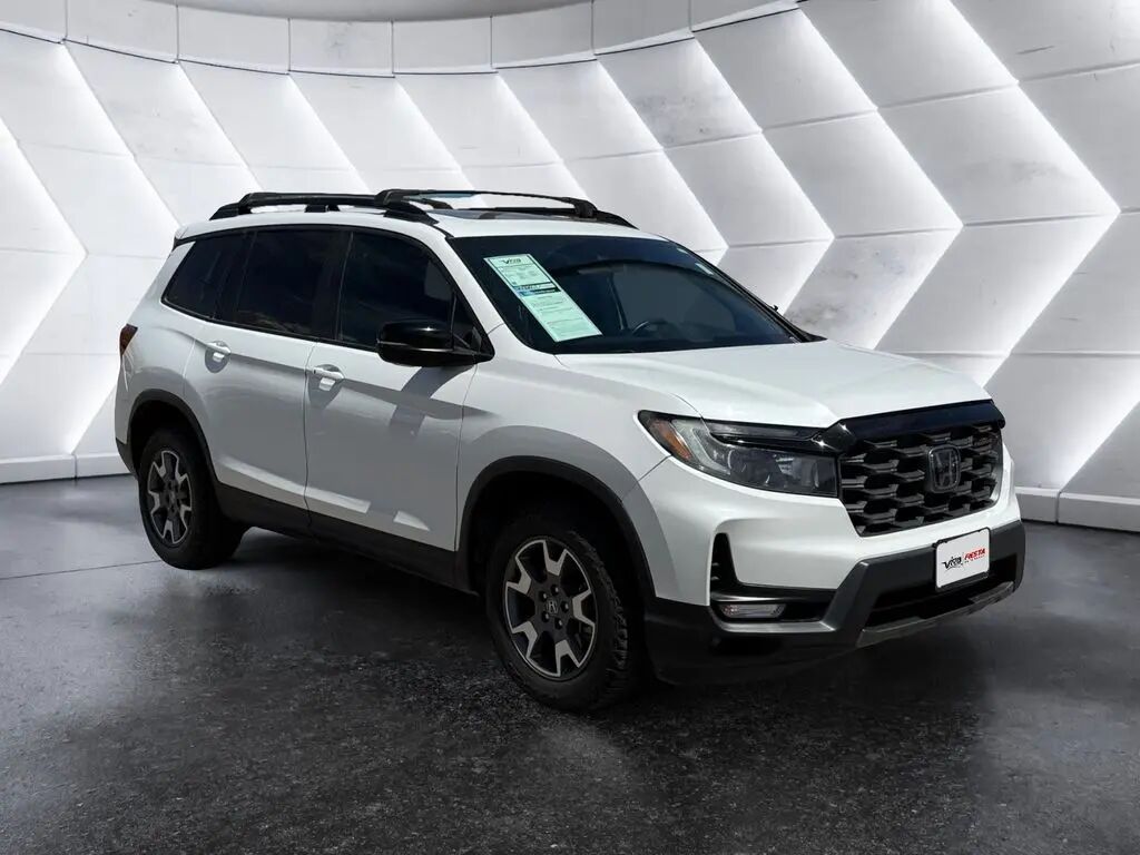 2022 Honda Passport TrailSport — photo 1 of 26